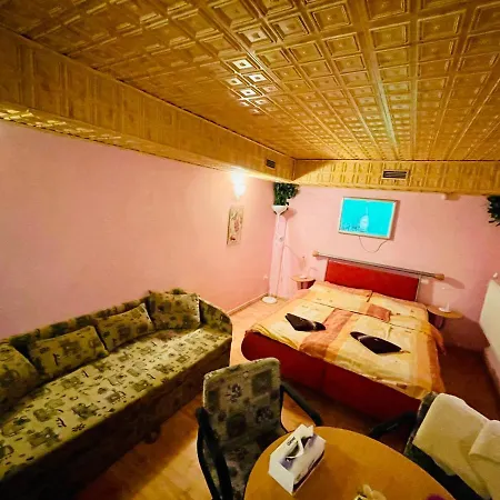 Penzion Tyche Surany