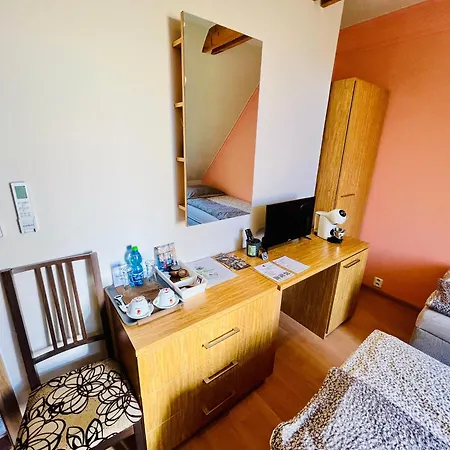 Guest house Tyche Surany